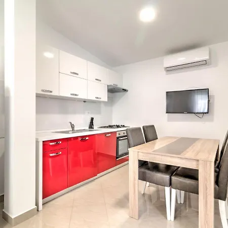 Cosy In Near Pula Centre Holiday home *