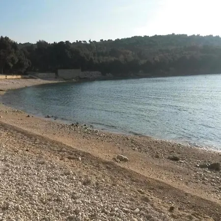 In Near Pula Prázdninový dům